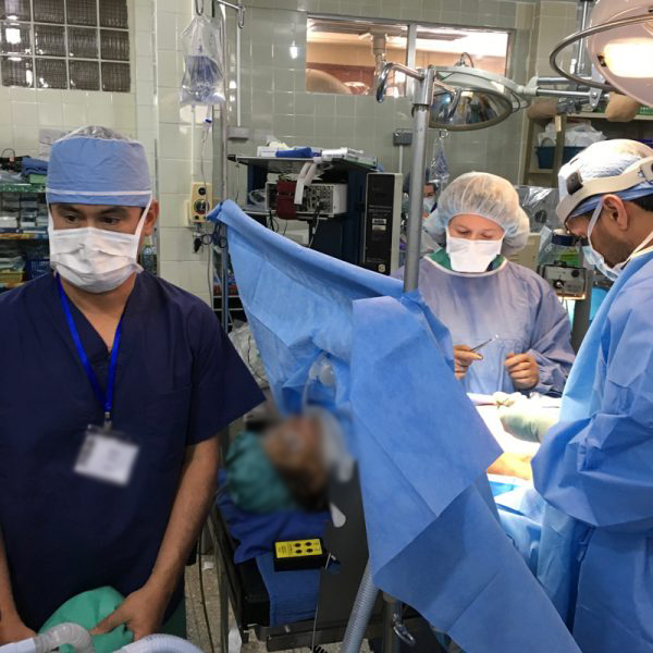 medical-teams-box4-600x600blurred
